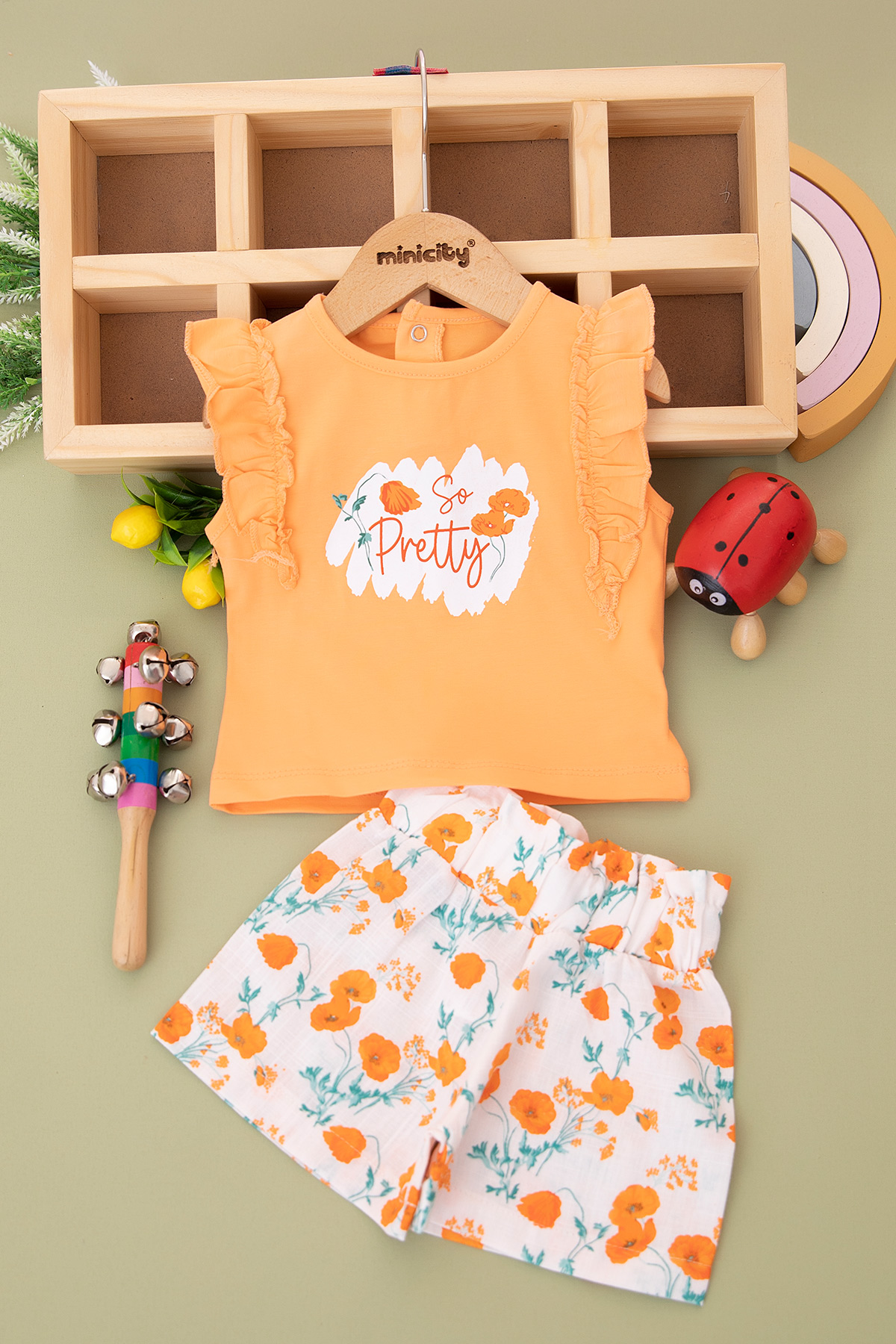 Kız Bebek Çiçek Baskılı Keten Şortlu Takım   24275 (9 24 Ay)