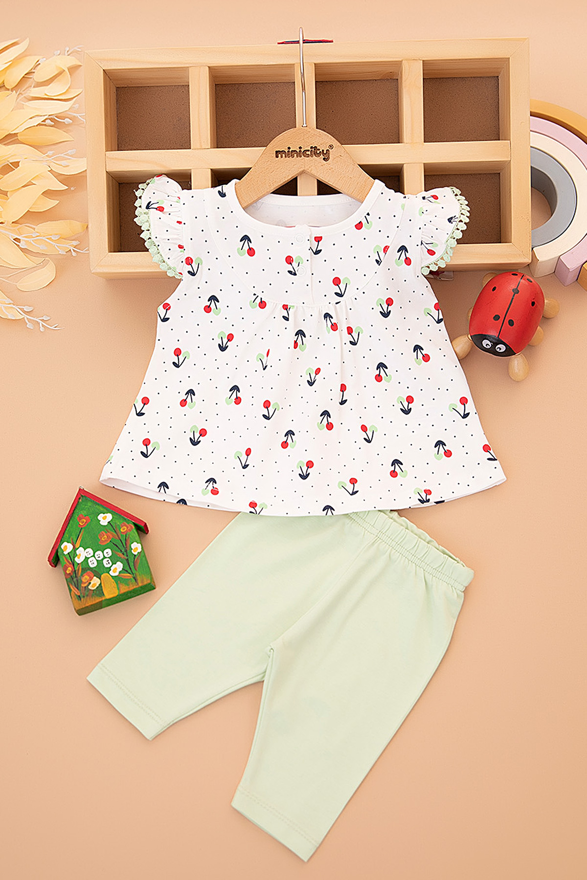 Kız Bebek Kiraz Baskılı Şortlu Takım   25486 (9 24 Ay)