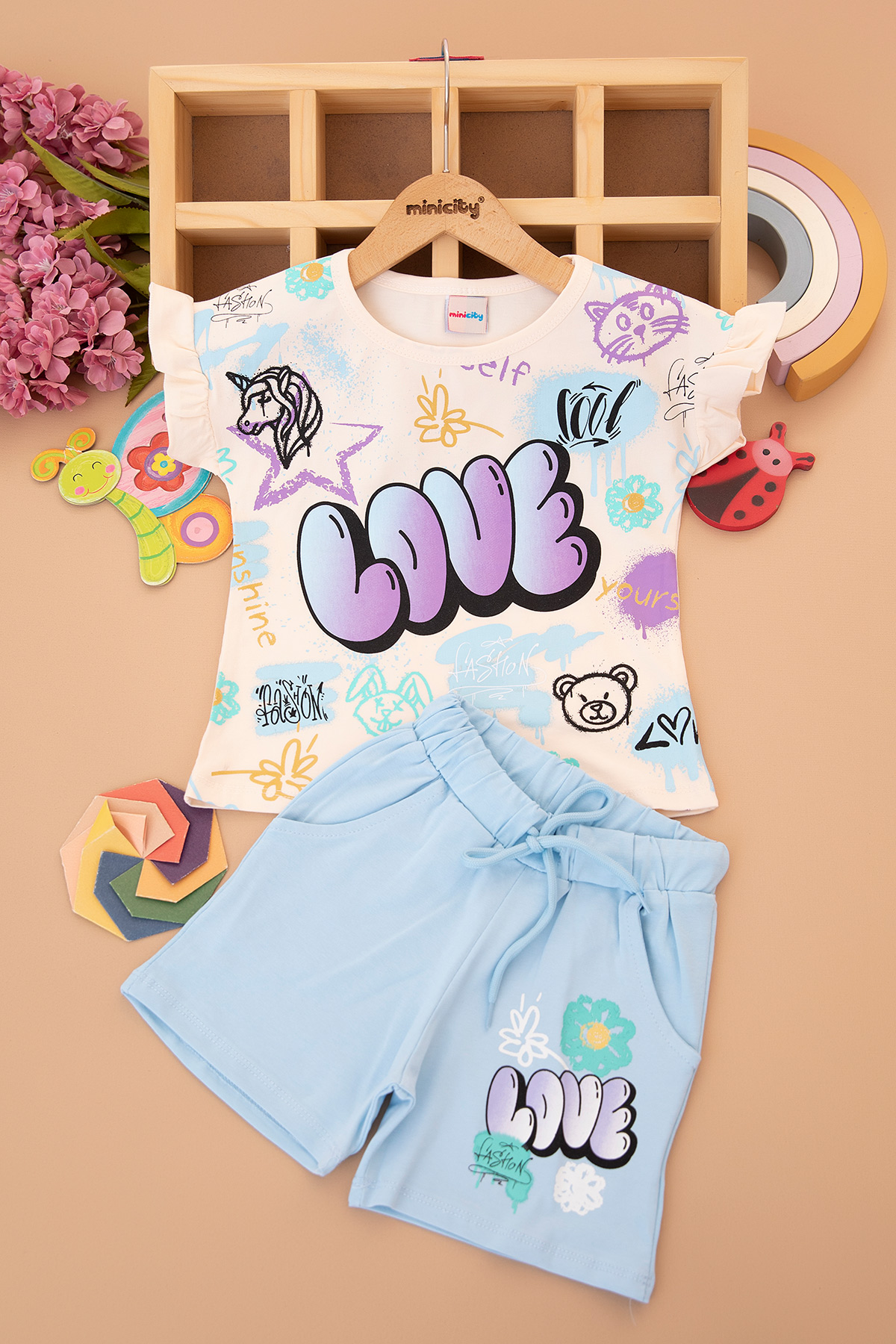 Kız Çocuk Love Baskılı Şortlu Takım   7622 (3 10 Yaş)