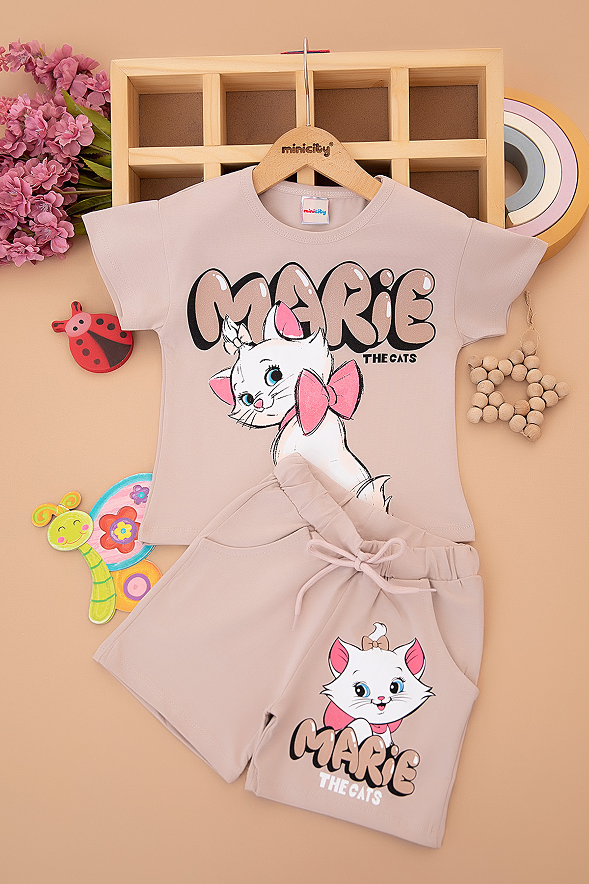 Kız Çocuk Marie Baskılı Şortlu Takım   7623 (3 10 Yaş)