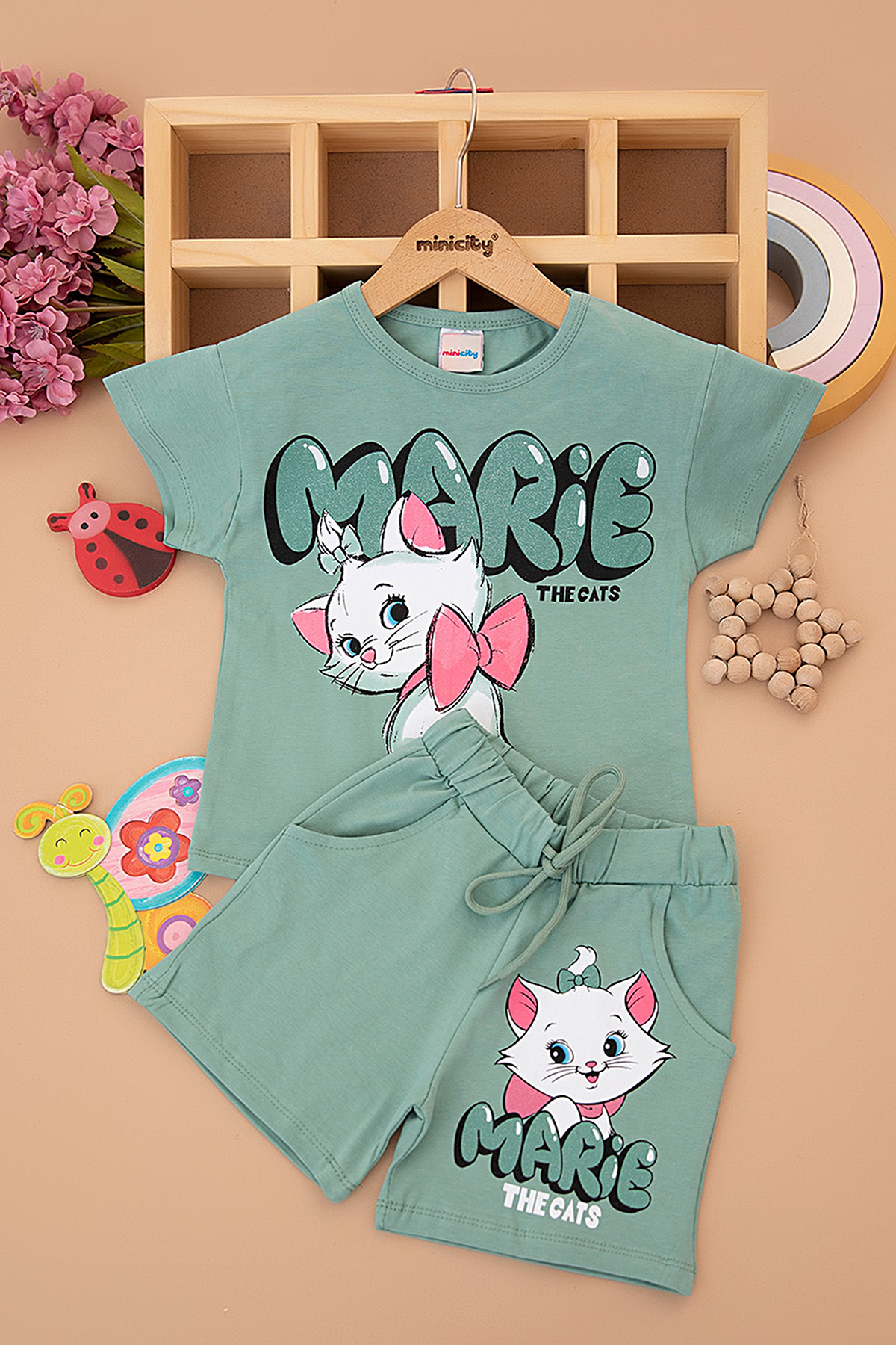 Kız Çocuk Marie Baskılı Şortlu Takım   7623 (3 10 Yaş)
