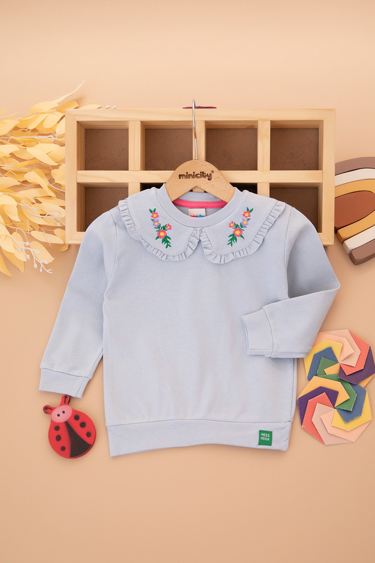 Kız Çocuk Yakası Çiçek Nakışlı Sweat (2 10 Yaş)