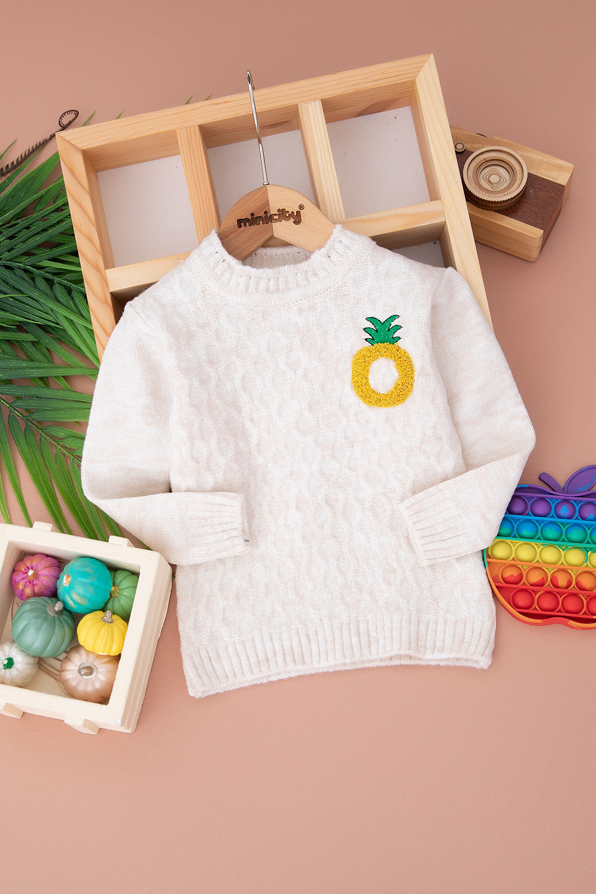 Kız Çocuk Ananas Nakışlı Kazak   1027