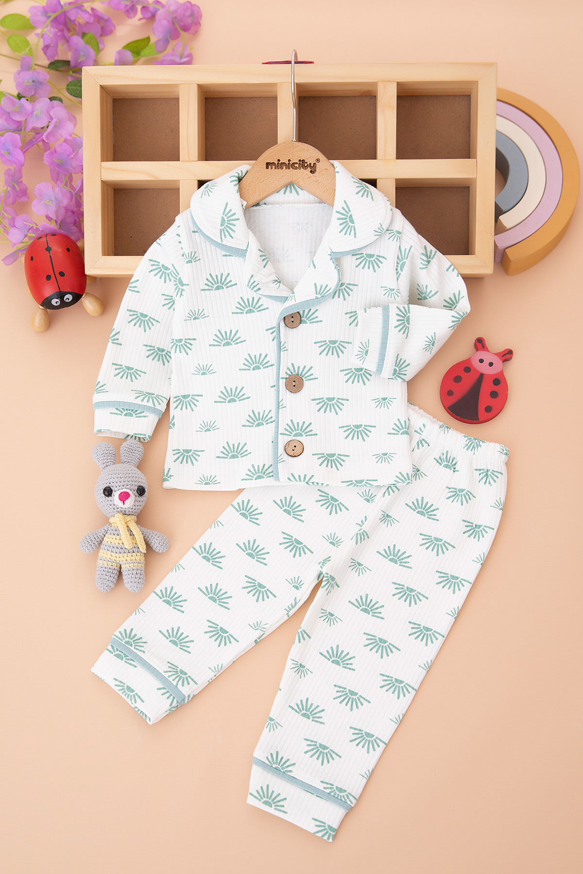 Bebek Biyeli Baskılı Düğmeli Pijama Takımı (6 18 Ay)