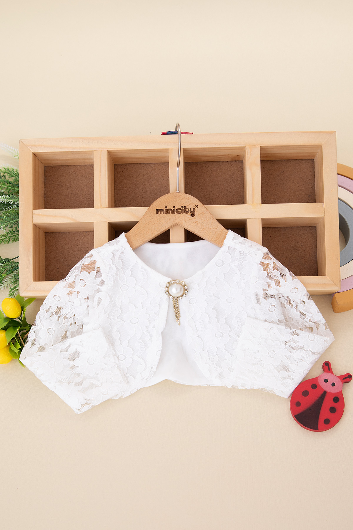 Kız Çocuk Dantelli Bolero   823 (2 5 Yaş)